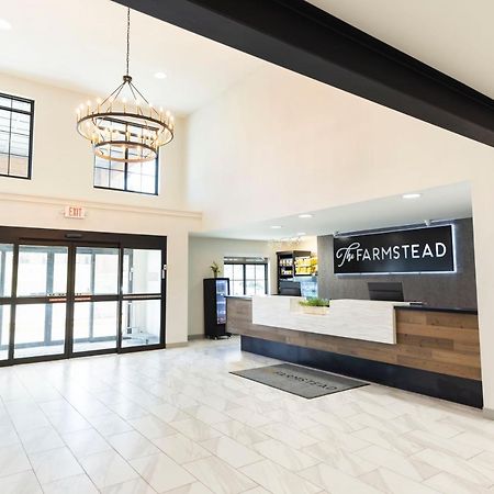 The Farmstead Hotel Caruthersville Exterior photo