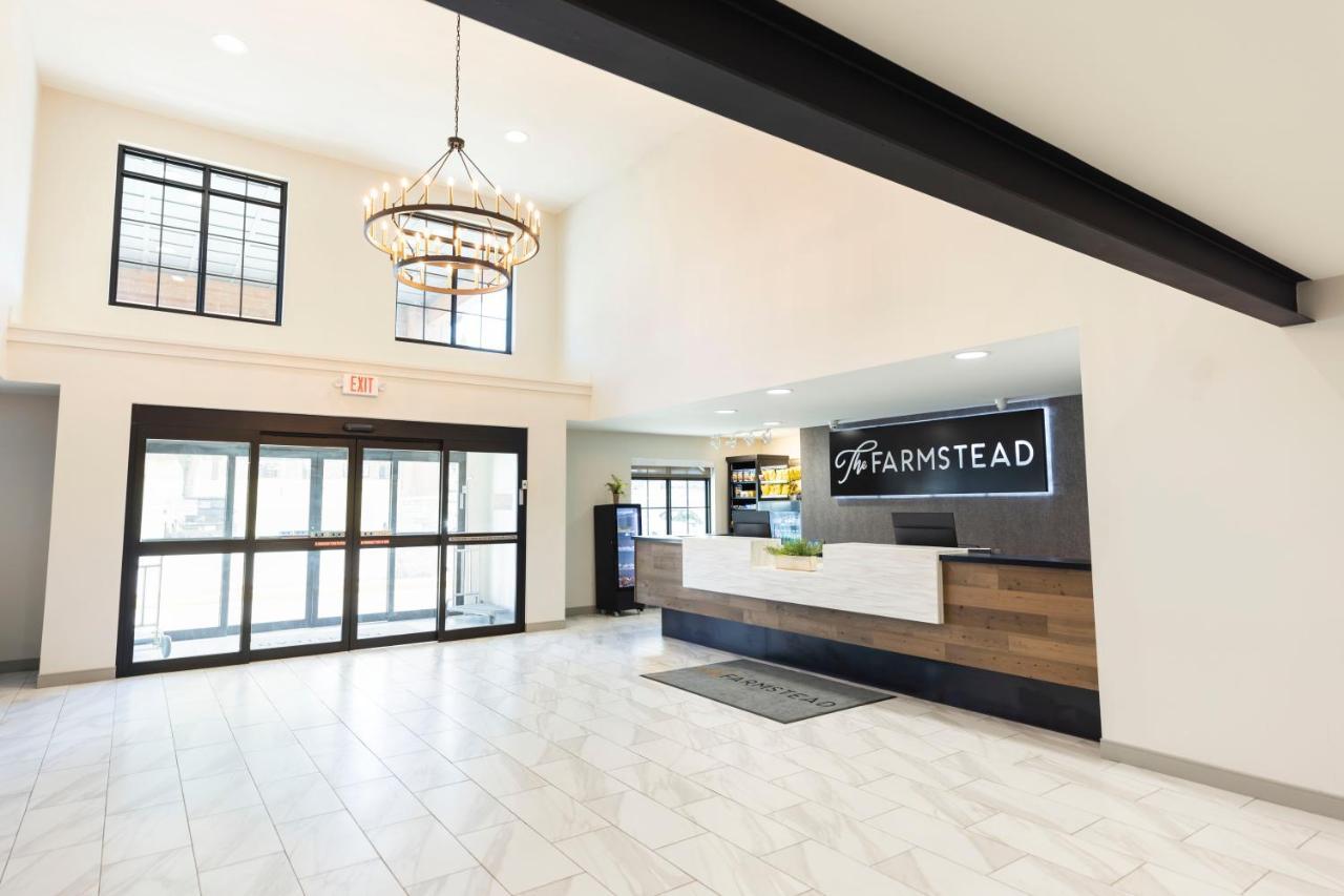 The Farmstead Hotel Caruthersville Exterior photo